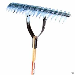 Corona® Wood Thatch Rake
